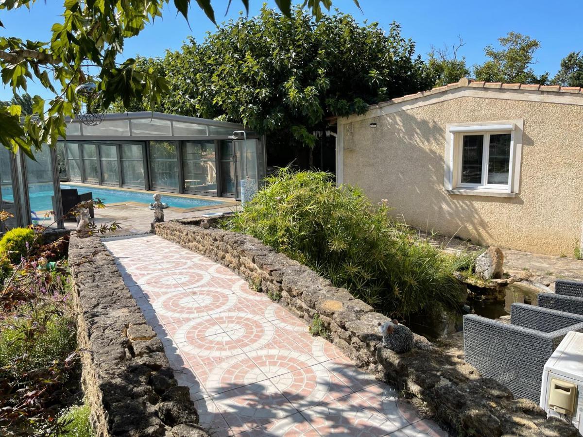 Studio Les Petits Lutins Entraigues-sur-la-Sorgue Exterior photo