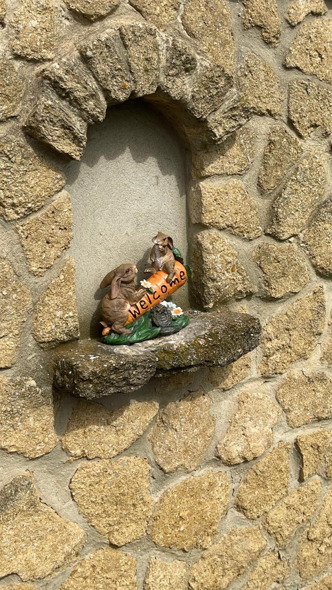 Studio Les Petits Lutins Entraigues-sur-la-Sorgue Exterior photo